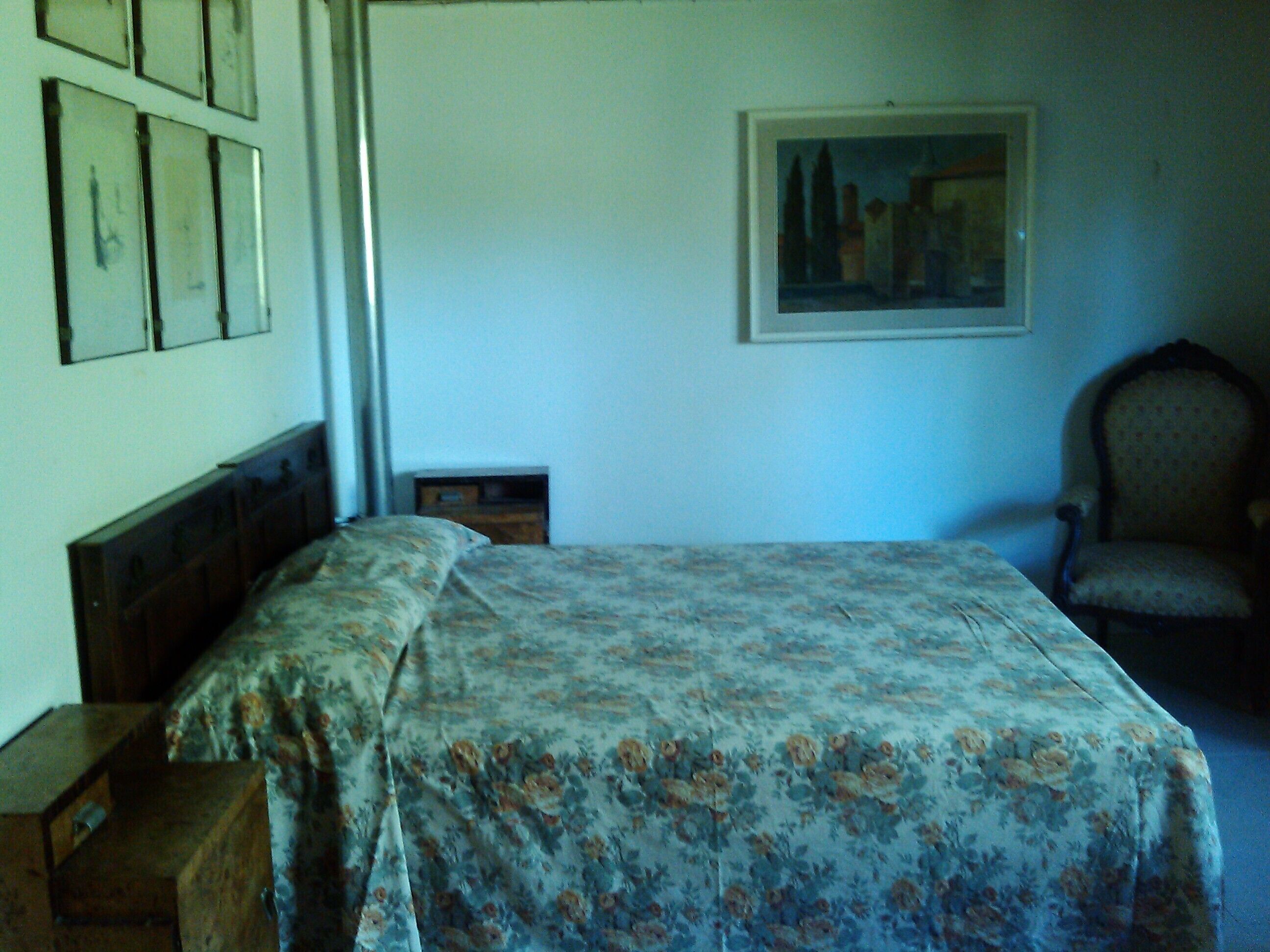 Romantic cottage between sea and pine forest. elegant area, sleeps 9