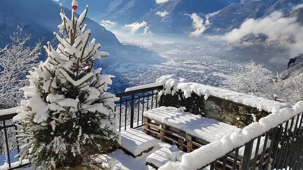 View from room - Vecchiascuola di Pianazzola (Chiavenna)