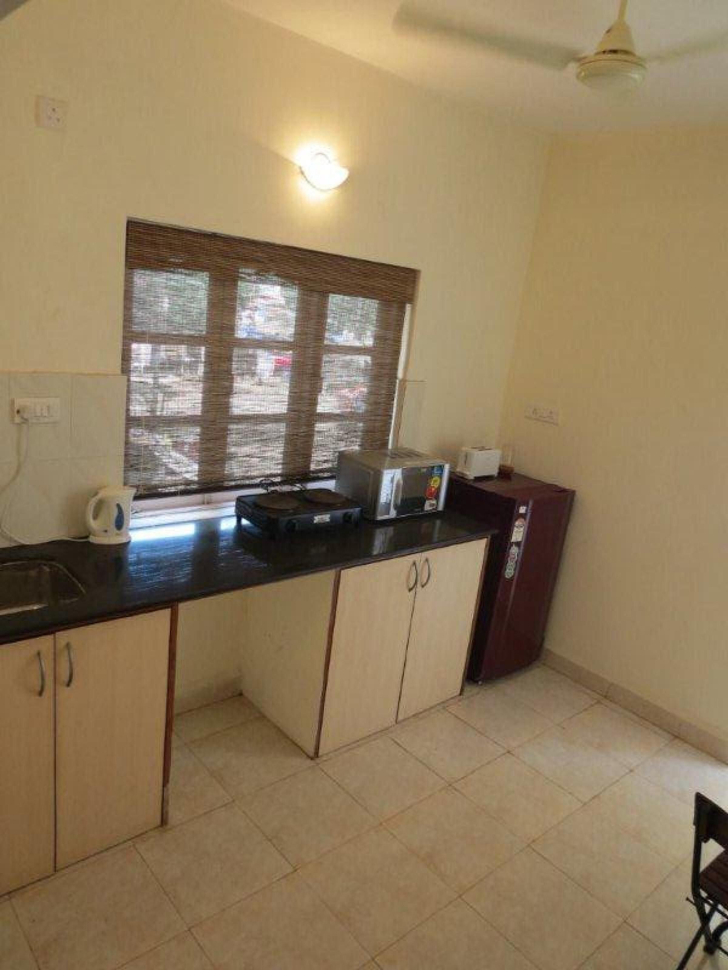 Goa, Calangute, Kieran Park 2nd Floor Studio Appt Two balconies sleeps 2