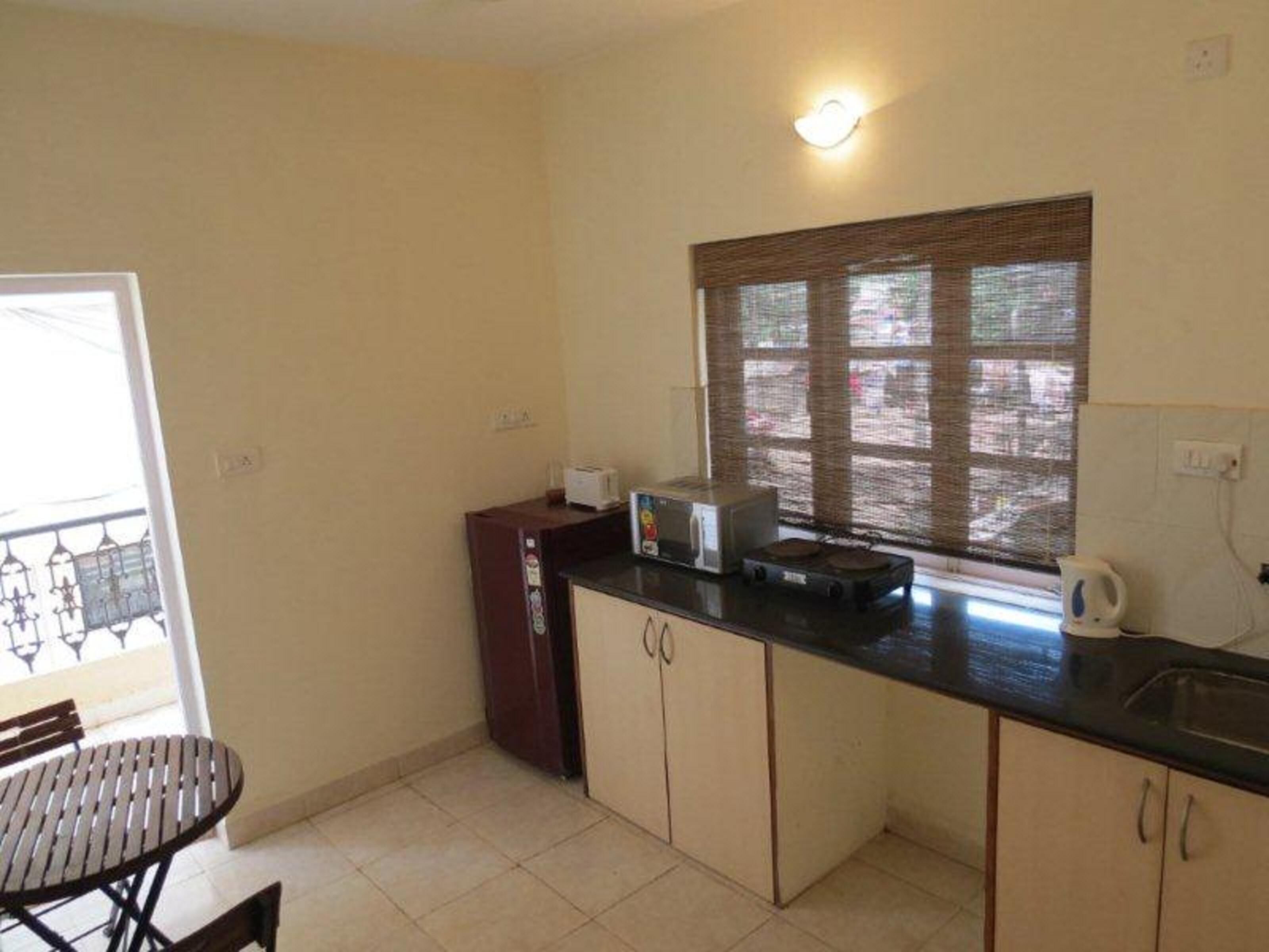 Goa, Calangute, Kieran Park 2nd Floor Studio Appt Two balconies sleeps 2