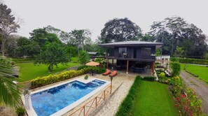 Outdoor pool - dream rest house (La Perla)