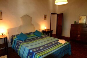 3 Schlafzimmer, Bügeleisen/Bügelbrett, Reisekinderbett, kostenloses WLAN