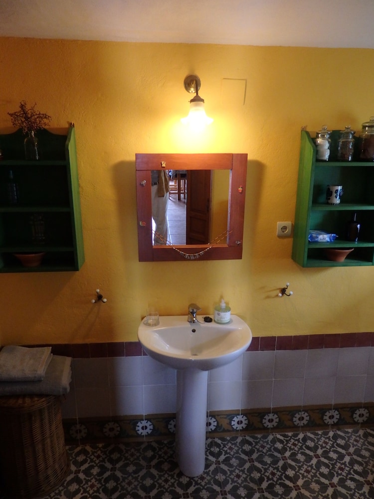 Cerro Carlota A Sustainable Rural House In The Sierra Norte Natural Park, Seville. - Espanha