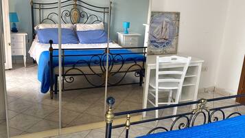 1 Schlafzimmer, Schreibtisch, Bügeleisen/Bügelbrett, kostenloses WLAN