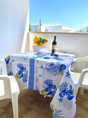 Outdoor dining - Otranto: Apartment/ flat - OtrantoLuxury Apartment (Otranto)