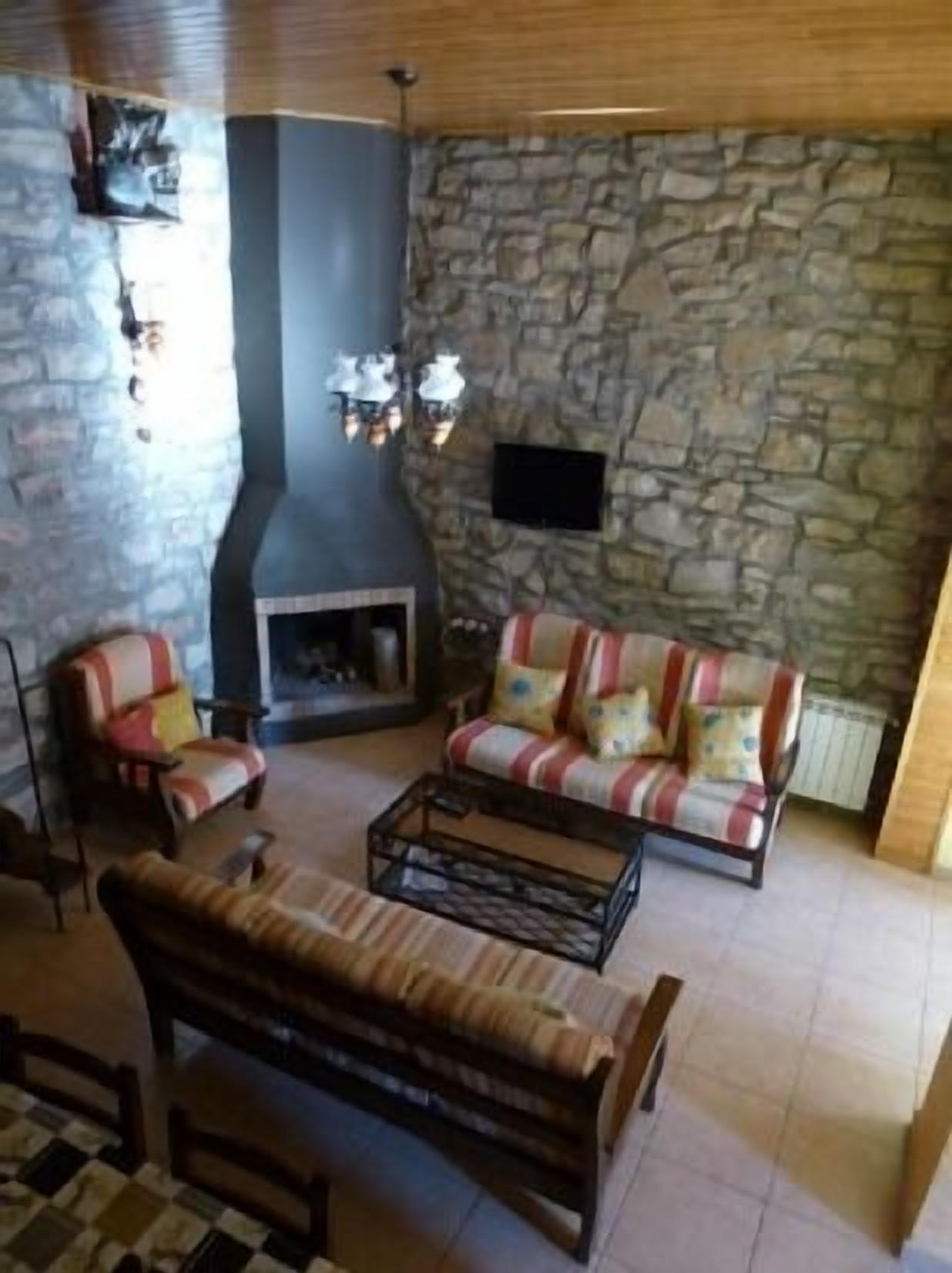 Country house ideal for getaways with the family in a quiet environment