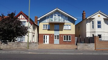 Beach House (Ground Floor only)