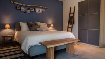 4 Schlafzimmer, Bügeleisen/Bügelbrett, WLAN, Bettwäsche