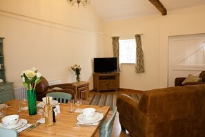 Unclassified image, 3 of 12, button