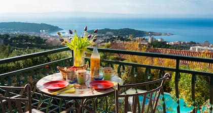 Peacefull, charming and friendly home