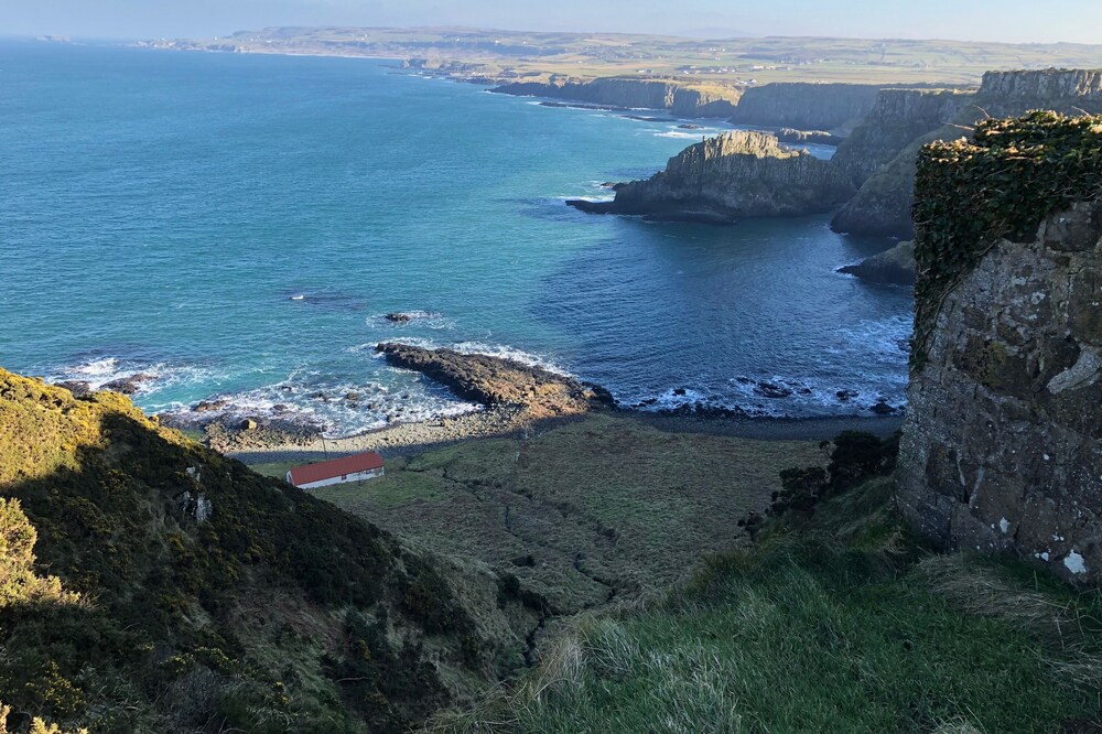 Beautiful 4 star holiday home near the famous Giant's Causeway ……