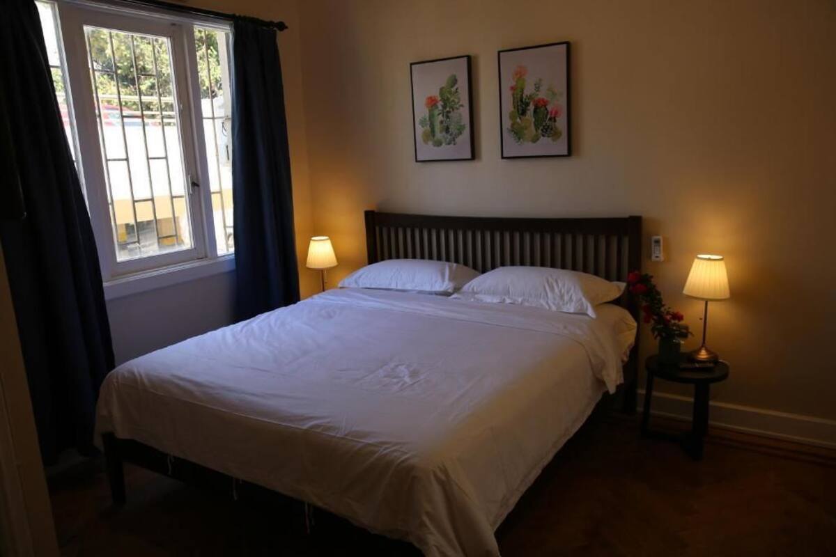 Deluxe Room, 1 King Bed, Non Smoking