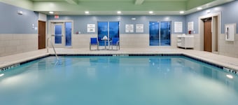 Holiday Inn Express Suites Plano East Richardson