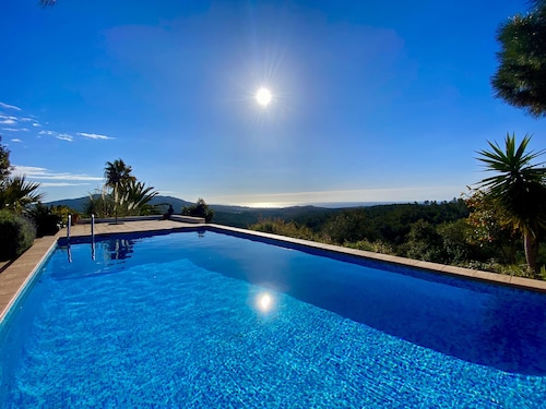 VILLA SECRET PARADISE COSTA BRAVA
Panoramic views & relax just 12m from beaches