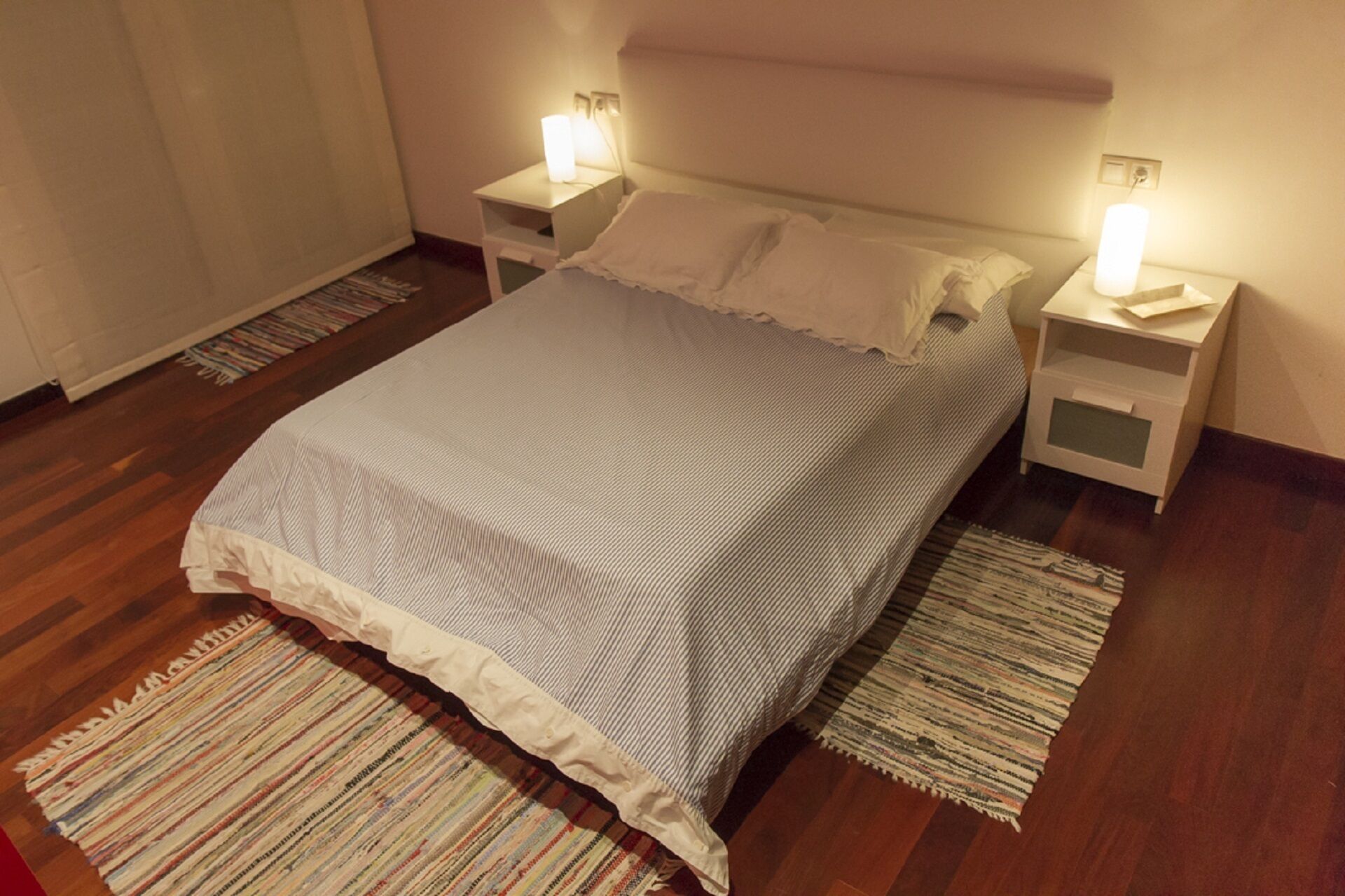 4 chambres, bureau, fer et planche à repasser, Wi-Fi gratuit