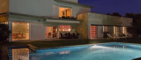 Alberca al aire libre