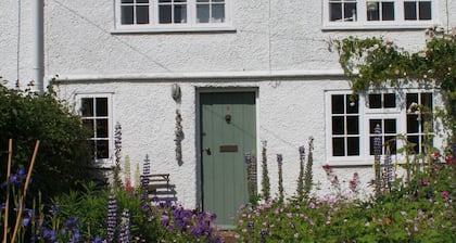 Views over open farmland ideally situated for exploring the Suffolk coast