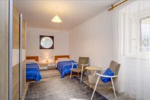 4 Schlafzimmer, kostenloses WLAN, Bettwäsche