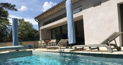 At the top of the village, magnificent view of Mt Ventoux, private heated swimming pool