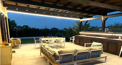 Villa in Sicily, Syracuse / Brucoli with sea & Etna view close to sea beach
