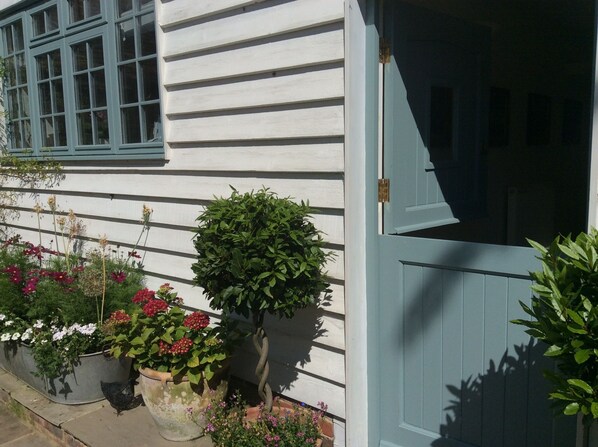 Exterior detail - Peaceful, Picturesque, Stylish Property in Benenden Converted Barn (Cranbrook Rd)
