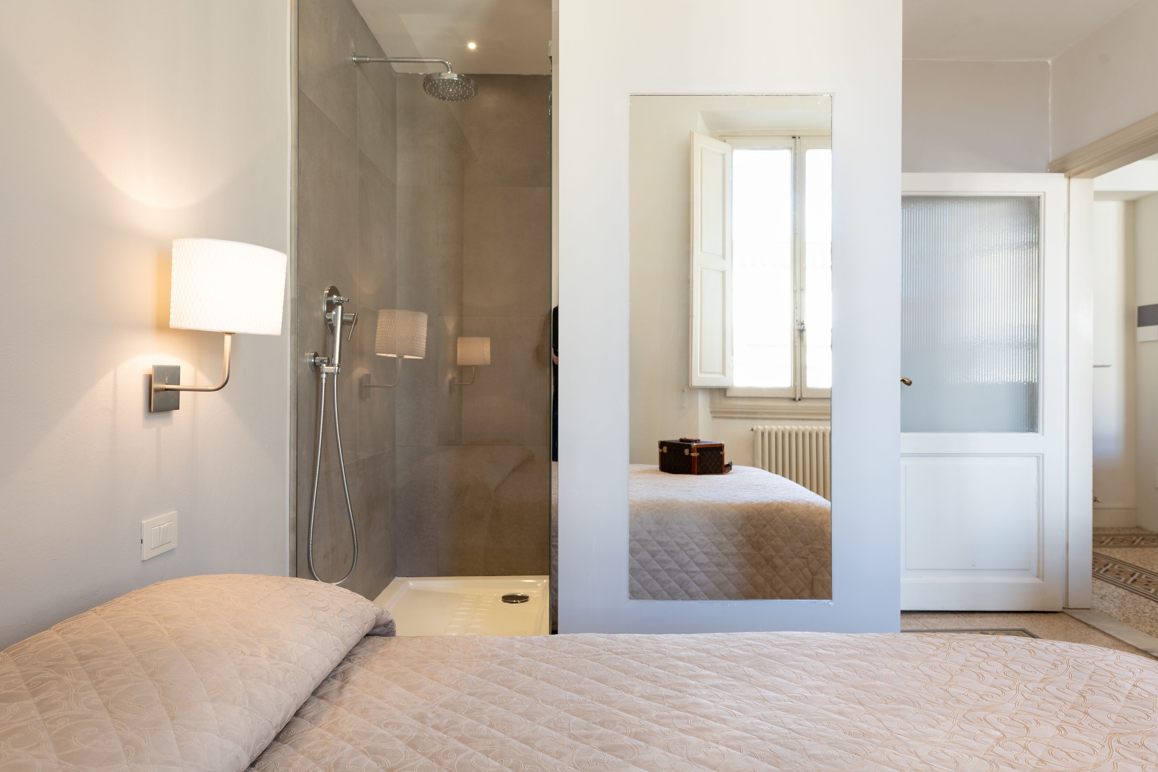 2 camere, ferro/asse da stiro, Wi-Fi gratuito, lenzuola