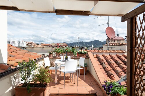 Loft with a panoramic terrace overlooking the rooftops of Florence