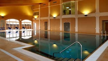 Piscine couverte, piscine extérieure