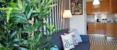 Télévision à écran plat