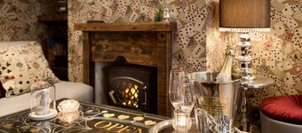 Looking Glass Cottage Magical 'Alice in Wonderland' Cottage