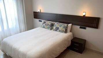2 chambres, fer et planche Ă repasser, Wi-Fi gratuit, draps fournis