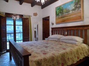 3 dormitorios, escritorio, tabla de planchar con plancha y wifi gratis