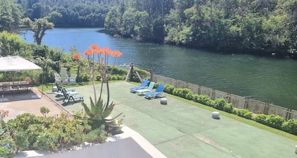 Great holiday villa, at the foot of the river Verdugo