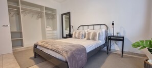 5 bedrooms, iron/ironing board, travel crib, WiFi