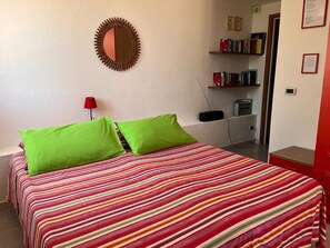1 habitación, wifi gratis y ropa de cama 