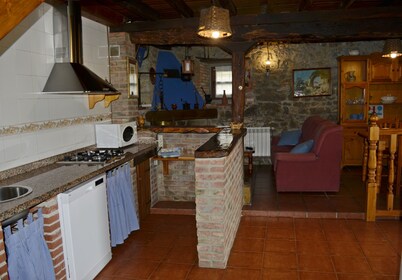 Casa San Julián para 6 personas<br>Tambien tenemos disponible una suple y una cuna.