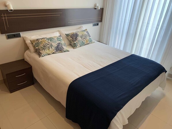 1 bedroom, iron/ironing board, free WiFi, bed sheets