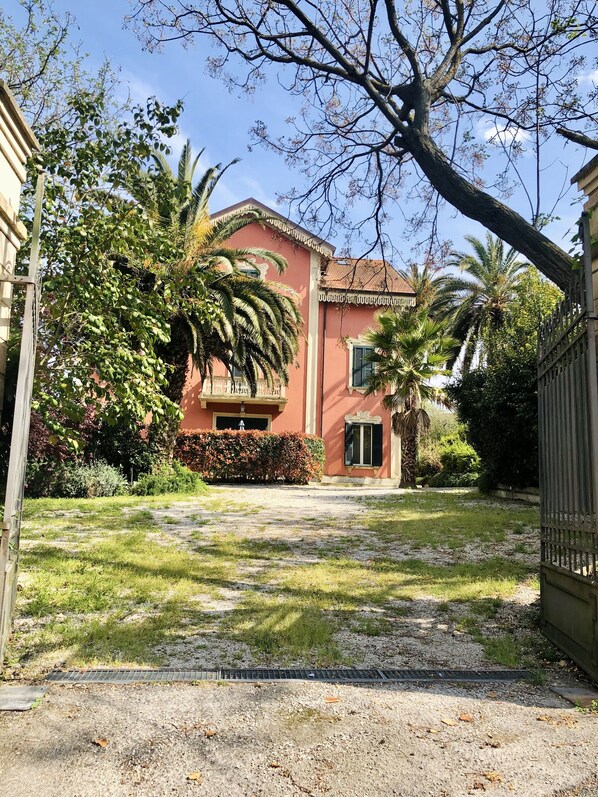 Exterior