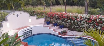 Affordable Luxury Apartment in Holetown St. James