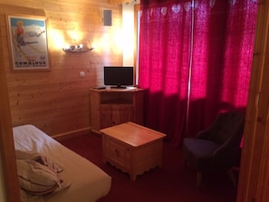 1 chambre, lit parapluie, Wi-Fi gratuit