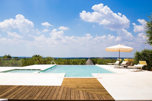Magnificent Villa in Alberobello with Trulli and exclusive salt water swimming pool