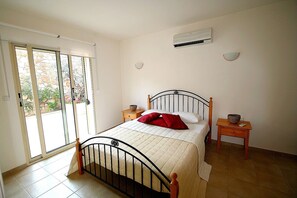 3 soverom, safe på rommet, strykejern/-brett og wi-fi