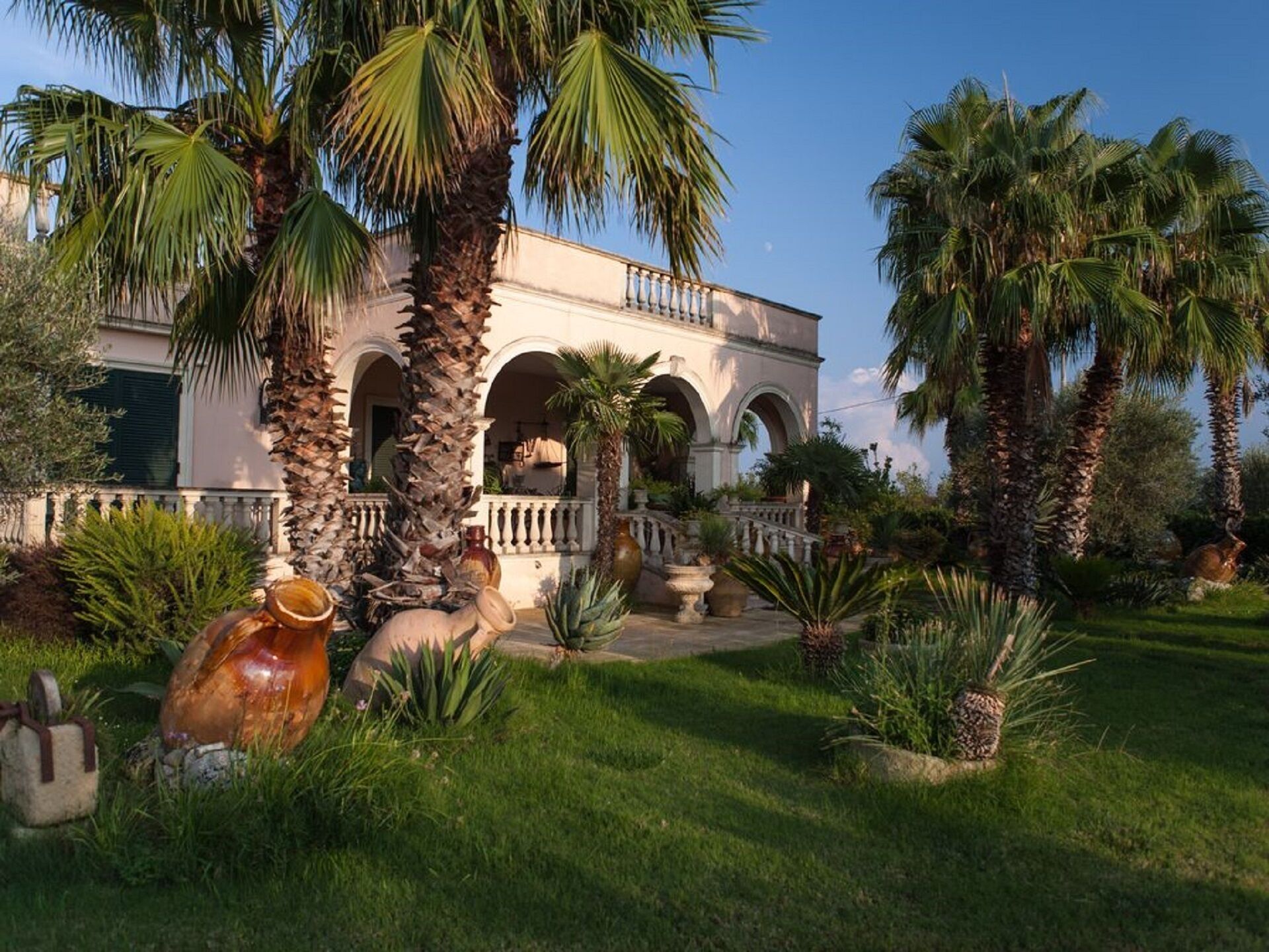 Refined Historical House in the heart of Salento with large garden "VILLA ROMINA"