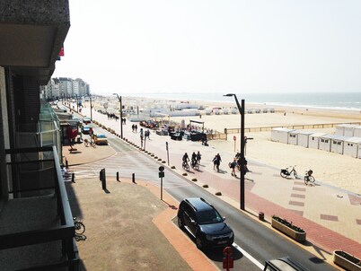 ️ Knokke Le Zoute - 3 bedroom apartment - sea view - Private garage