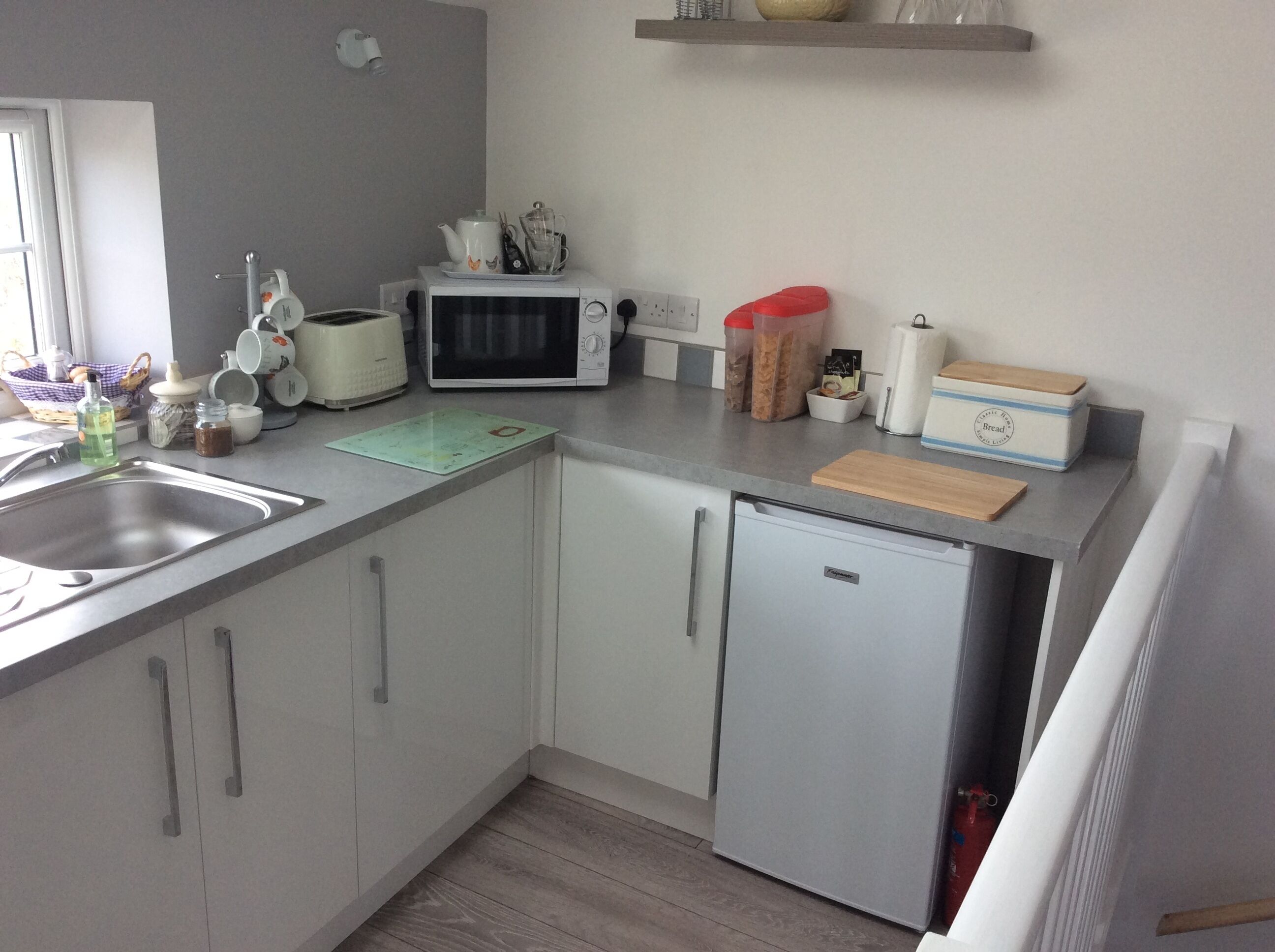 Cosy cottage field views quiet location , kimbolton village Cambridgeshire.