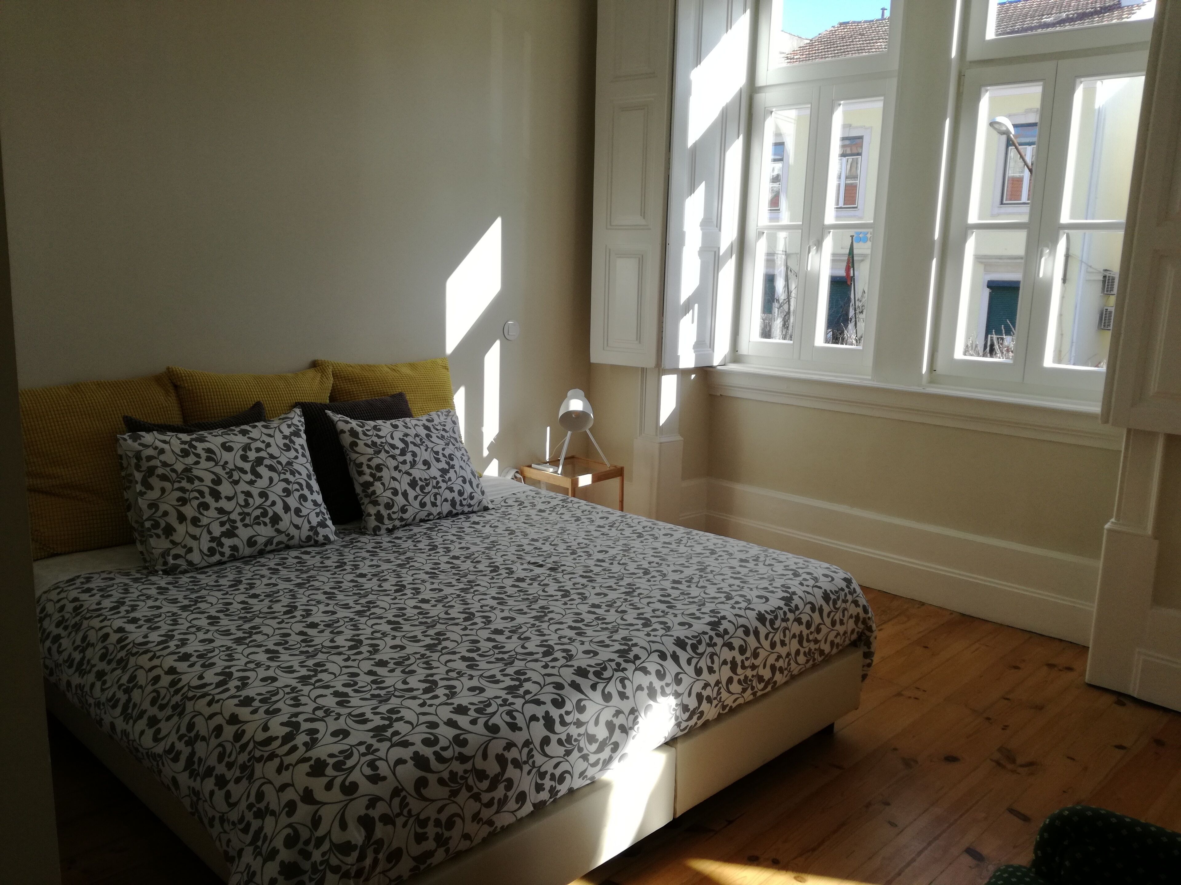 1 bedroom, in-room safe, iron/ironing board, free WiFi