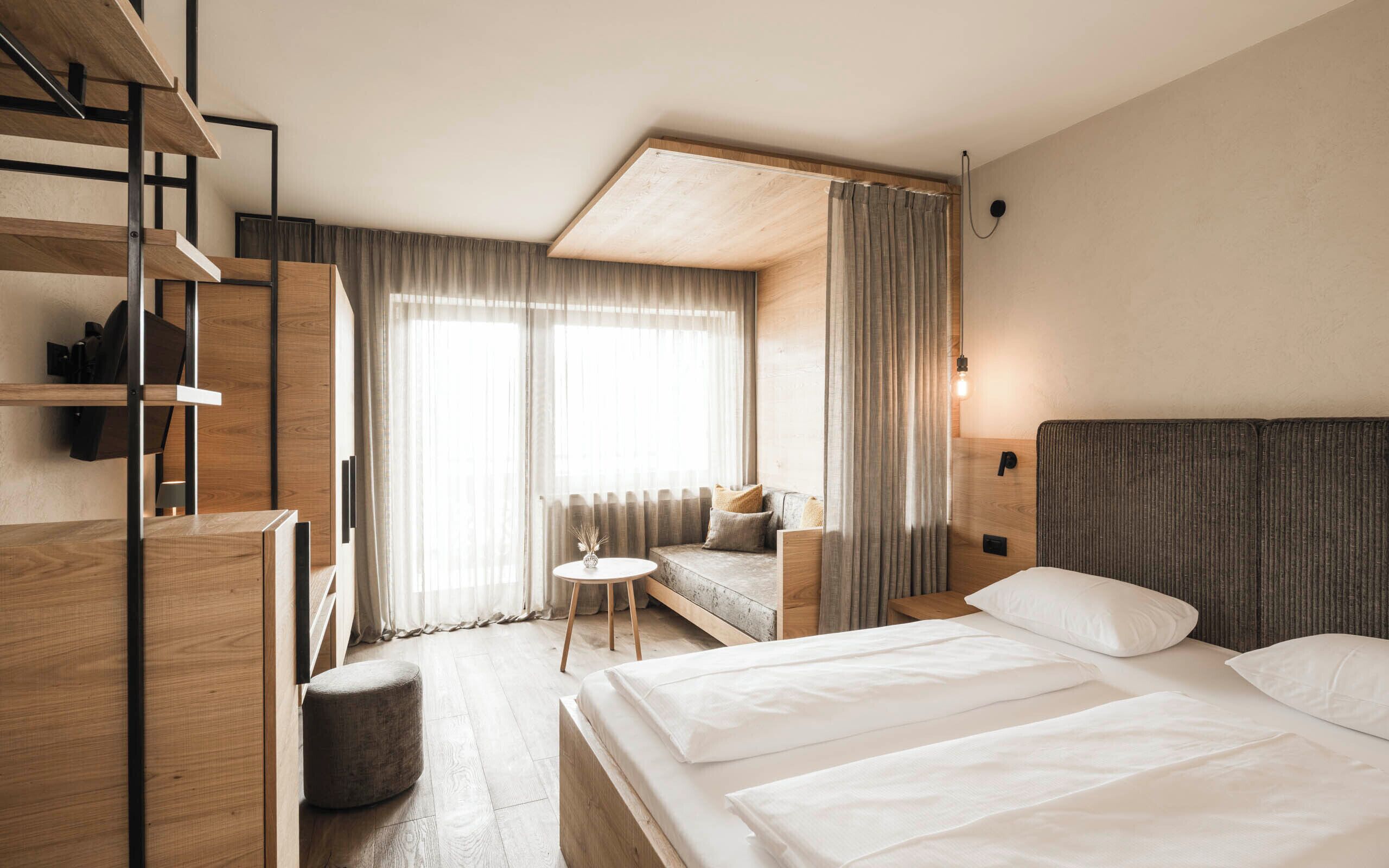 Chambre Confort Double ou avec lits jumeaux, balcon