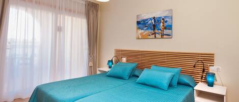 2 chambres, fer et planche à repasser, Wi-Fi gratuit, draps fournis