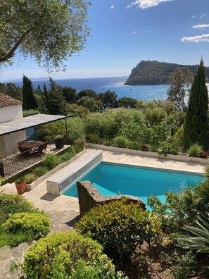 Piscine extérieure, piscine chauffée