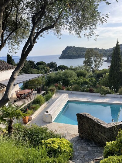 Superb modern Family Villa nearby fabulous sandy beaches